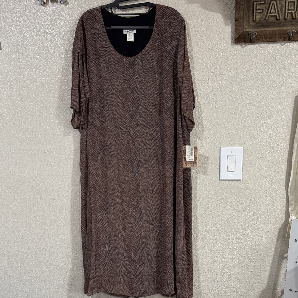 Lapis elegant Brown Dress